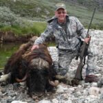 MUSKOX hunting in Greenland #icelandichuntingclub #huntingiceland.com #huntinggreenland.com #huntinginiceland #huntingingreenland #cbeo - 